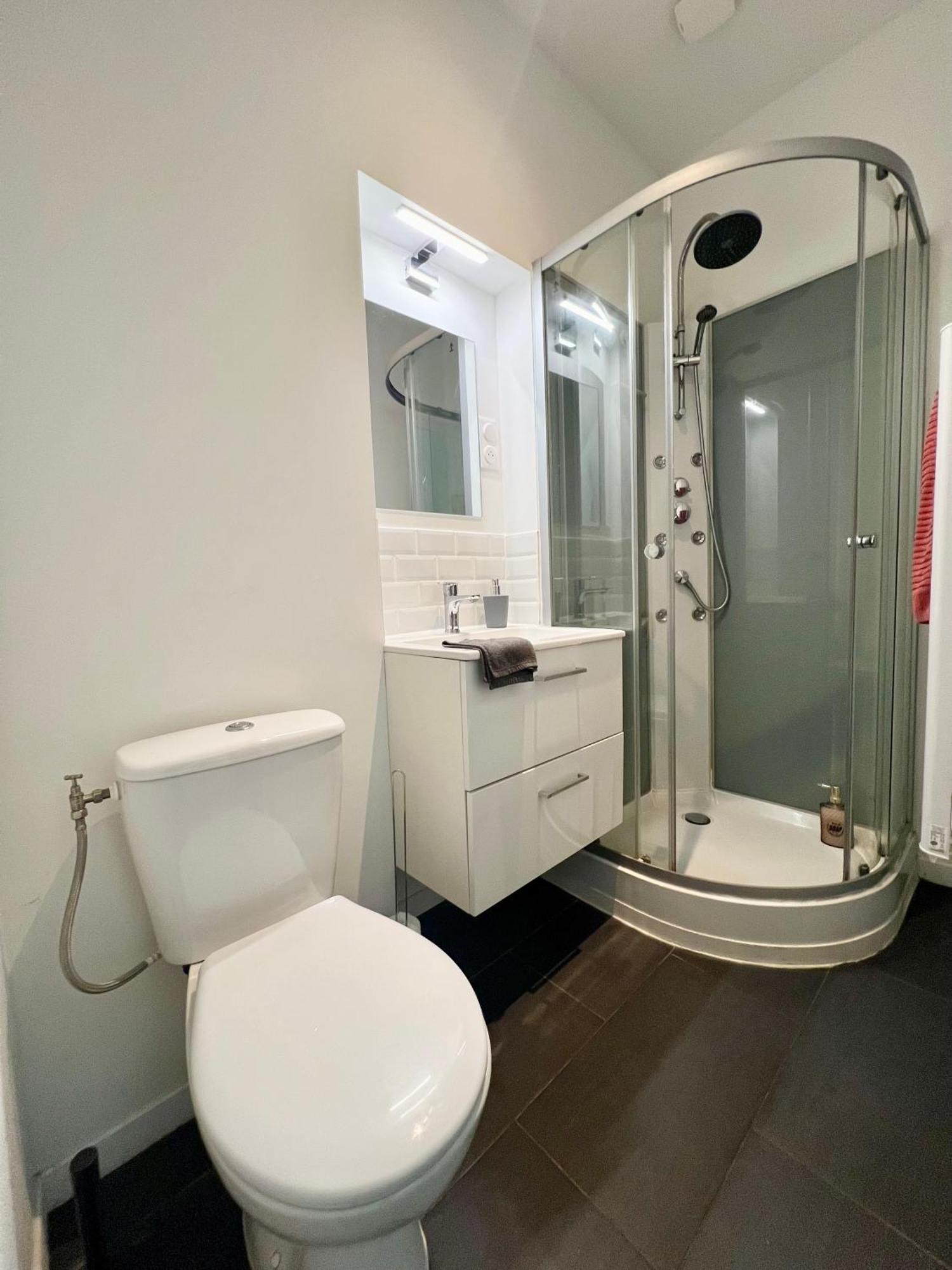 Cozy Proche Gare Tgv Apartment Chatellerault