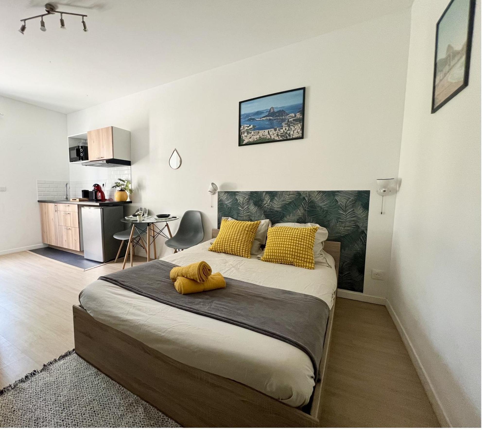 Cozy Proche Gare Tgv Apartment *