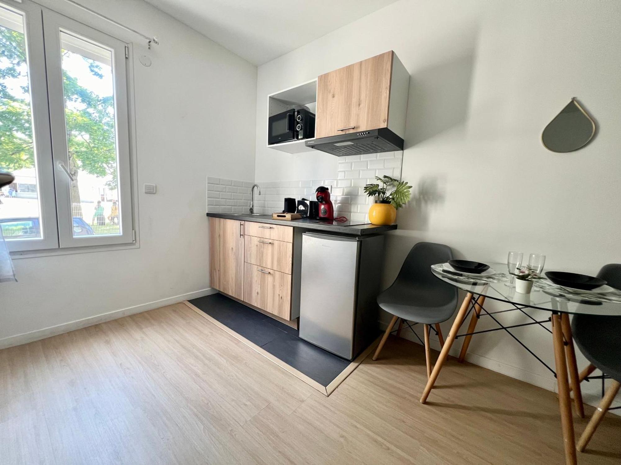 Cozy Proche Gare Tgv Apartment